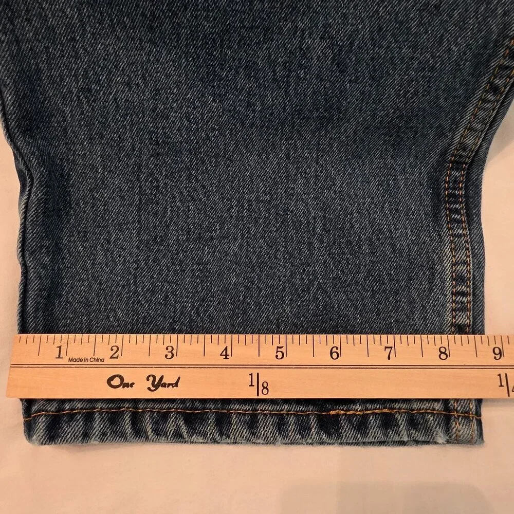 Men's Levi's 500 Relaxed Fit Straight leg denim jeans, size 42